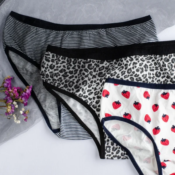 شورت اسپرت زنانه